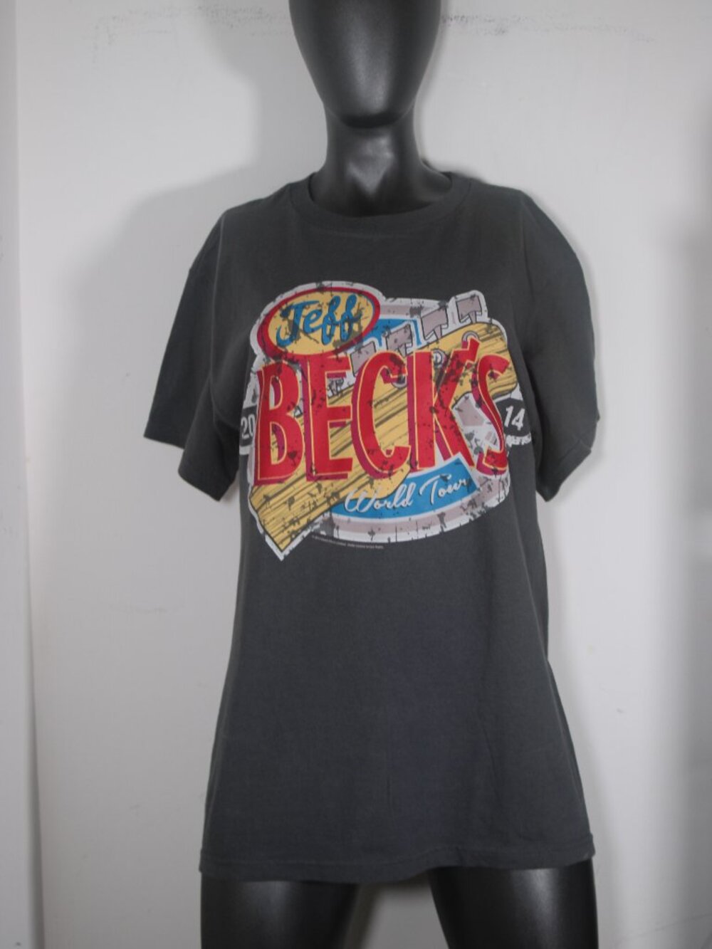 Jeff Beck 2014 World Tour Concert Graphic T-Shirt - Alstyle Size Medium